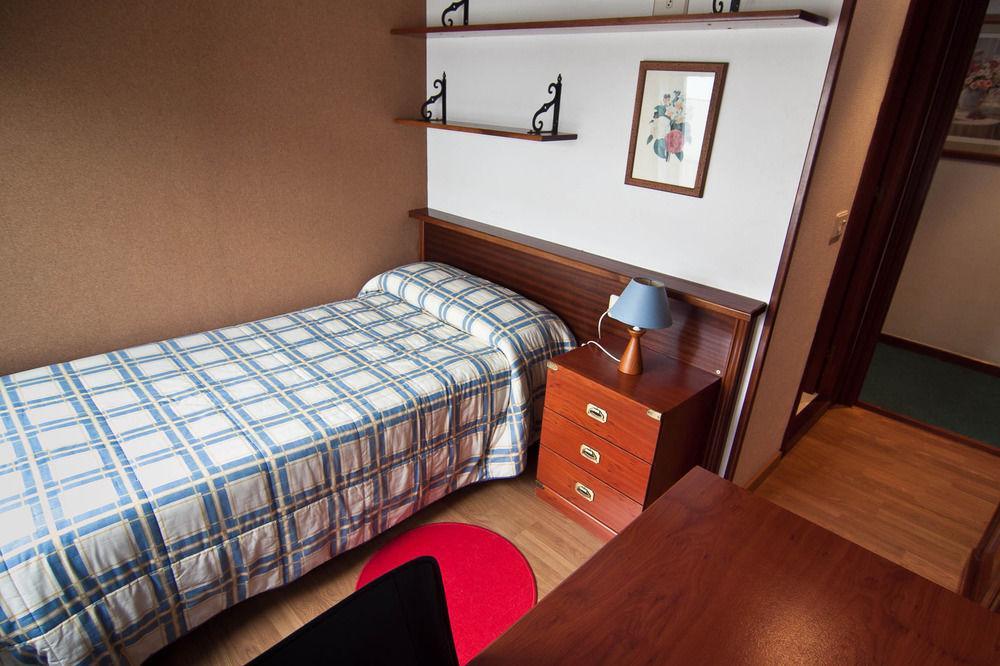 Pr La Paz Hotel ซานติอาโก เด กอมโปสเตลา ภายนอก รูปภาพ