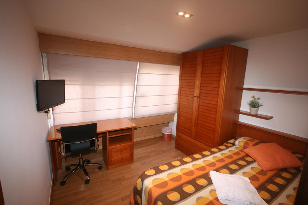 Pr La Paz Hotel ซานติอาโก เด กอมโปสเตลา ภายนอก รูปภาพ